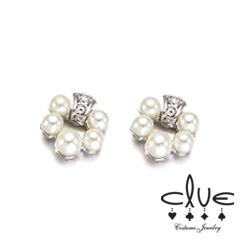 basic pearl Earrings